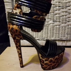 Bumper leopard 6inch heels